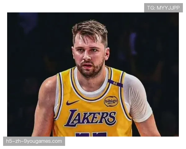 决胜21后两罚锁胜局！东契奇29＋11＋10取三连胜三分11中1瑕不掩瑜，东契奇绝杀带走胜利,21岁首次季后赛已比肩传奇